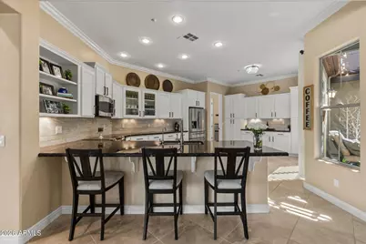 12455 W Yellow Bird Lane, Peoria, AZ 85383 - Photo 7