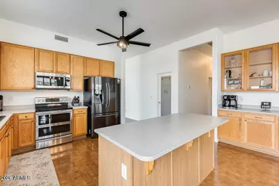 16398 N Oachs Drive, Surprise, AZ 85374 - Photo 9