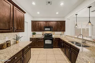 30327 N 71st Ave N, Peoria, AZ 85383 - Photo 13