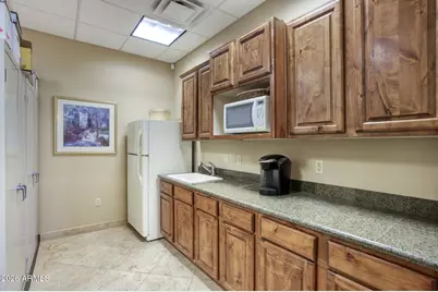 10920 N Tatum Boulevard #100, Phoenix, AZ 85028 - Photo 9