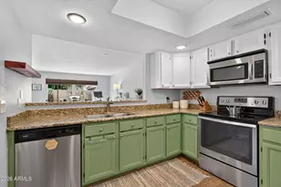 1537 E Commerce Ave, Gilbert, AZ 85234 - Photo 9
