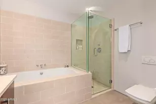 4737 N Scottsdale Rd, Scottsdale, AZ 85251 - Photo 21