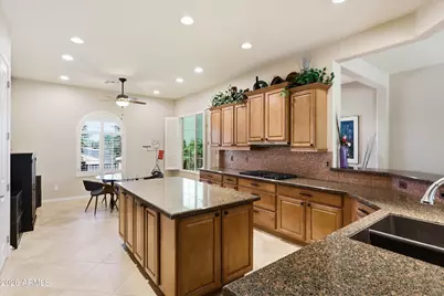 22013 N 261st Lane, Buckeye, AZ 85396 - Photo 21