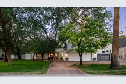 3244 E Weldon Avenue, Phoenix, AZ 85018 - Photo 3