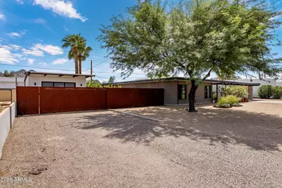 2851 E Turquoise Drive, Phoenix, AZ 85028 - Photo 35