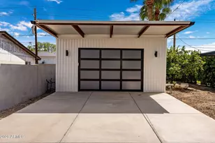 2851 E Turquoise Dr, Phoenix, AZ 85028 - Photo 31
