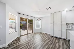 10617 W Daley Ln, Peoria, AZ 85383 - Photo 13