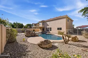 10617 W Daley Ln, Peoria, AZ 85383 - Photo 33