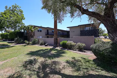 6544 N 12th Street #Unit 16, Phoenix, AZ 85014 - Photo 1