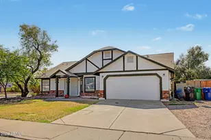 560 S 37th St, Mesa, AZ 85206 - Photo 3