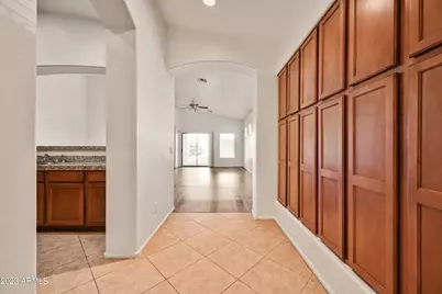 7136 W Forest Grove Avenue, Phoenix, AZ 85043 - Photo 3
