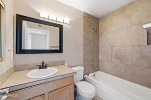 10411 N 11th Ave, Phoenix, AZ 85021 - Photo 15