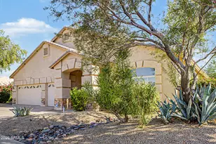 907 E Gary Ln, Phoenix, AZ 85042 - Photo 37