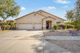 907 E Gary Ln, Phoenix, AZ 85042 - Photo 35