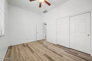 907 E Gary Ln, Phoenix, AZ 85042 - Photo 31