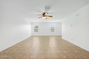726 W Jardin Dr, Casa Grande, AZ 85122 - Photo 7