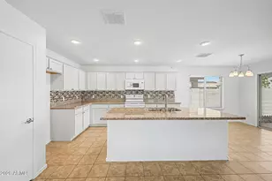 726 W Jardin Dr, Casa Grande, AZ 85122 - Photo 11