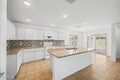 726 W Jardin Drive, Casa Grande, AZ 85122 - Photo 13