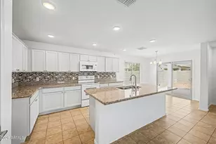 726 W Jardin Dr, Casa Grande, AZ 85122 - Photo 13