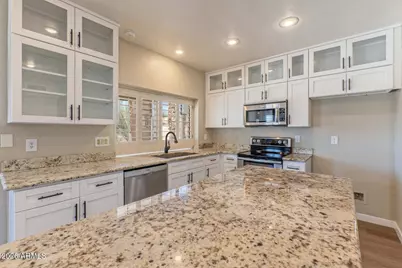 16210 S 14th Drive, Phoenix, AZ 85045 - Photo 7