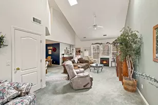 1797 W Camelot Dr, Flagstaff, AZ 86001 - Photo 5