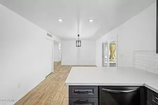 5813 S College Ave, Tempe, AZ 85283 - Photo 11