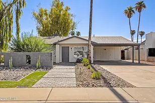 5813 S College Ave, Tempe, AZ 85283 - Photo 1