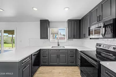 5813 S College Avenue, Tempe, AZ 85283 - Photo 13
