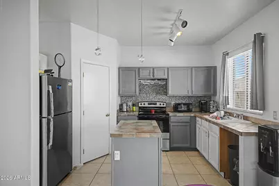 1310 S 121st Lane, Avondale, AZ 85323 - Photo 7
