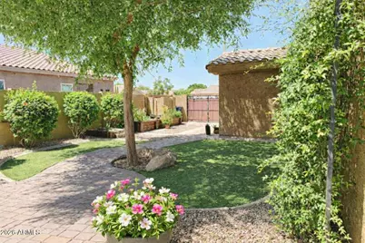 1523 E Del Rio Street, Gilbert, AZ 85295 - Photo 11