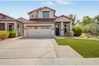 17243 W Lundberg Street, Surprise, AZ 85388 - Photo 1