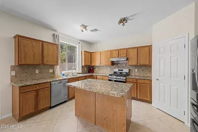 17243 W Lundberg Street, Surprise, AZ 85388 - Photo 11