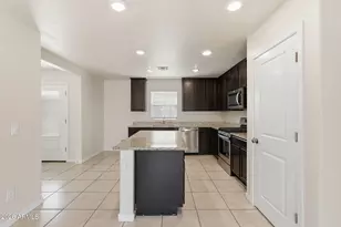 3923 S 82nd Dr, Phoenix, AZ 85043 - Photo 13