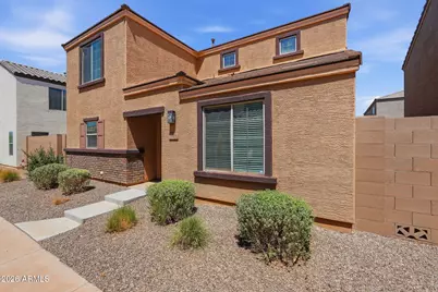 3923 S 82nd Drive, Phoenix, AZ 85043 - Photo 1