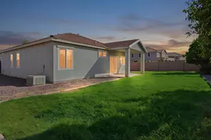 2588 E Ivanhoe Ct, Gilbert, AZ 85295 - Photo 3