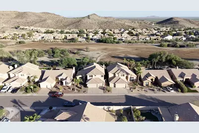 519 W Mountain Vista Drive, Phoenix, AZ 85045 - Photo 3