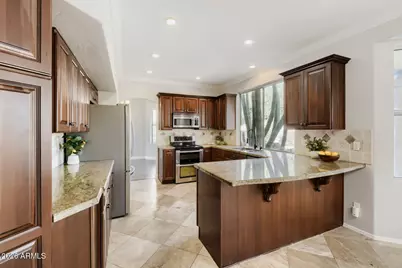 519 W Mountain Vista Drive, Phoenix, AZ 85045 - Photo 11