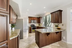 519 W Mountain Vista Dr, Phoenix, AZ 85045 - Photo 11