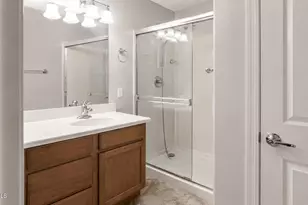 1937 W Busoni Pl, Phoenix, AZ 85023 - Photo 15