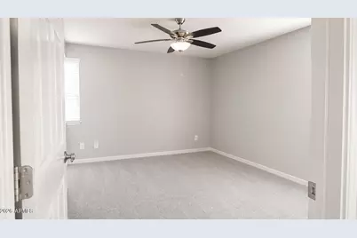 1937 W Busoni Place, Phoenix, AZ 85023 - Photo 9