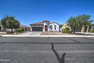 2316 E Balsam Dr, Chandler, AZ 85286 - Photo 1