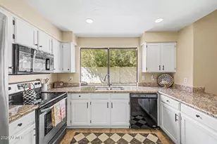 9152 E Jenan Dr, Scottsdale, AZ 85260 - Photo 19