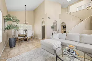 9152 E Jenan Dr, Scottsdale, AZ 85260 - Photo 9