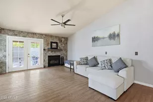 15633 N 63rd St, Scottsdale, AZ 85254 - Photo 3