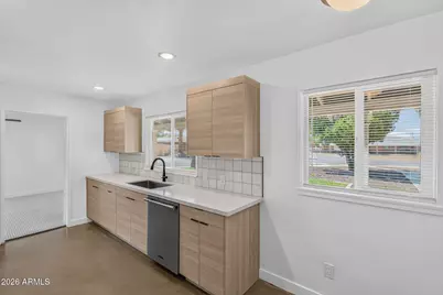 4135 N Westview Drive, Phoenix, AZ 85015 - Photo 9
