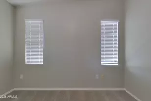 3250 W Greenway Rd, Phoenix, AZ 85053 - Photo 11