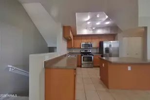 3250 W Greenway Rd, Phoenix, AZ 85053 - Photo 5