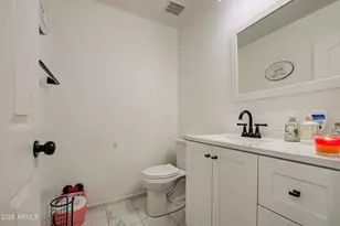7228 S 42nd Dr, Phoenix, AZ 85041 - Photo 33