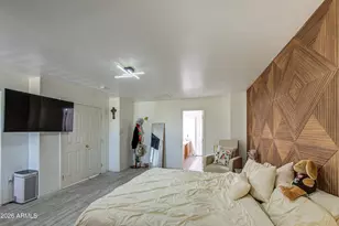 7228 S 42nd Dr, Phoenix, AZ 85041 - Photo 21
