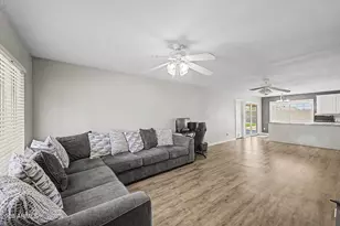 7953 W Sahuaro Dr, Peoria, AZ 85345 - Photo 9